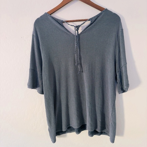 LC Lauren Conrad Women’s XXL Top - Picture 2 of 5
